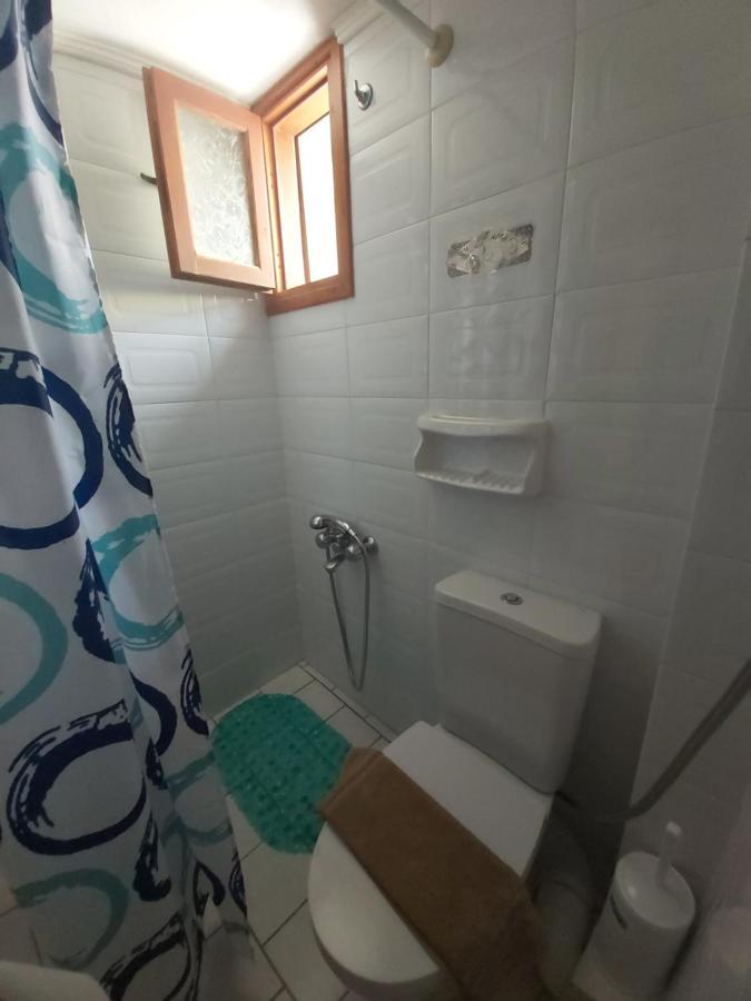 Hotel Voula Pansion Kardhamili Esterno foto