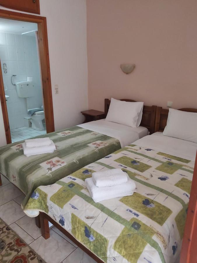 Hotel Voula Pansion Kardhamili Esterno foto