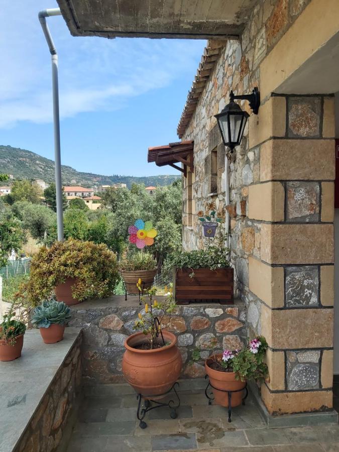 Hotel Voula Pansion Kardhamili Esterno foto