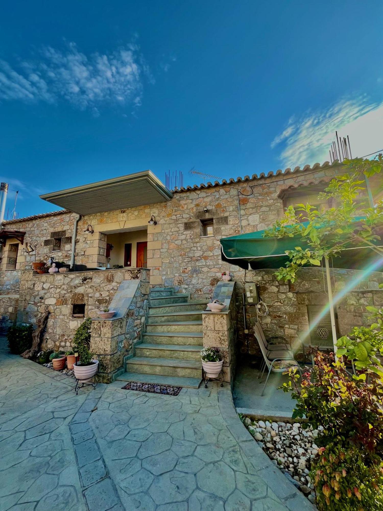 Hotel Voula Pansion Kardhamili Esterno foto