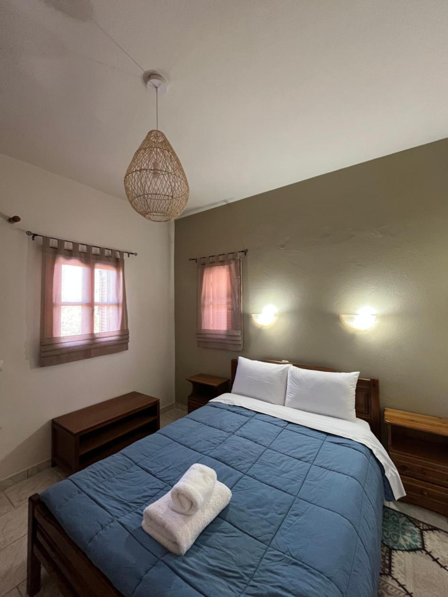 Hotel Voula Pansion Kardhamili Esterno foto